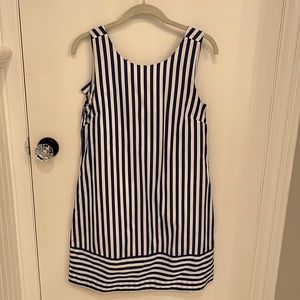 Vineyard Vine's Women's dress